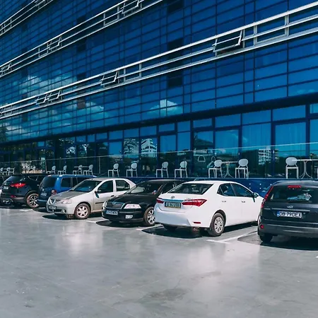 מלון Ramada By Wyndham 4*