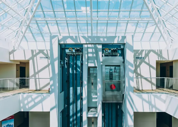 Hotel Ramada By Wyndham Constanta