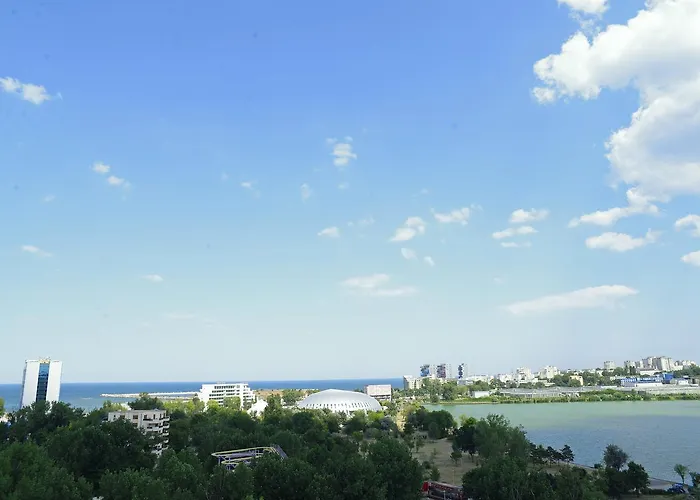 Ramada By Wyndham 4* Constanta