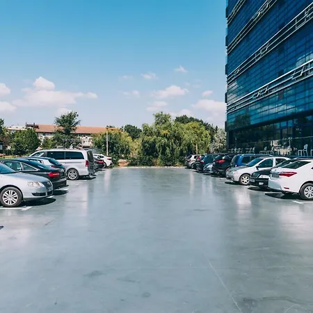 Ramada By Wyndham 4* كونستانتا