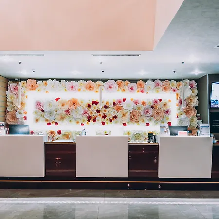 Hotel Ramada By Wyndham 4*
