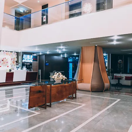 Ramada By Wyndham 4*