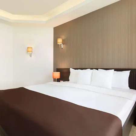 Ramada By Wyndham 4*