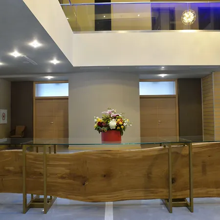 Ramada By Wyndham 4*