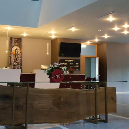 فندق Ramada By Wyndham