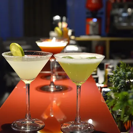 Hotel Ramada By Wyndham Constanta