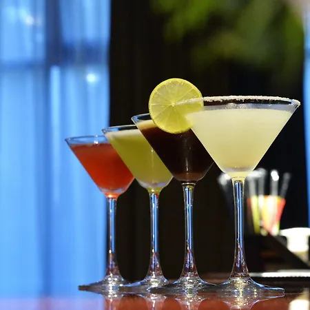 Ramada By Wyndham 4*