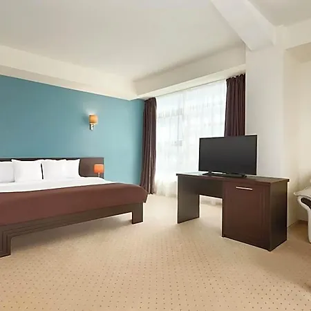 Hotel Ramada By Wyndham 4*