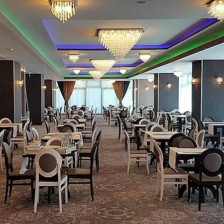 Hotel Ramada By Wyndham Constanta