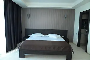 Ramada By Wyndham Hotel 4*