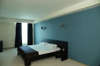 Ramada By Wyndham 4*