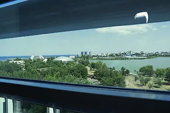 Ramada By Wyndham Constanta