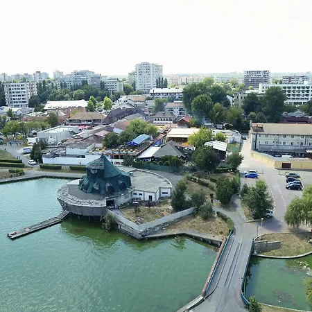 Szálloda Ramada By Wyndham 4*