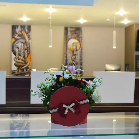 Szálloda Ramada By Wyndham 4*