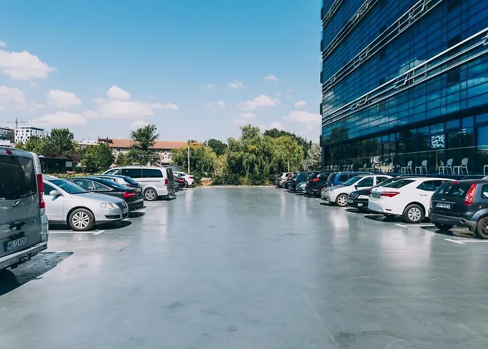 Ramada By Wyndham 4* Constanţa