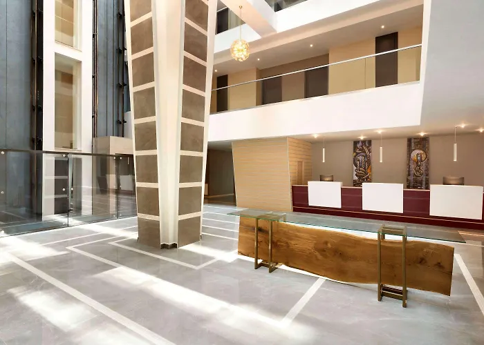 Ramada By Wyndham 酒店