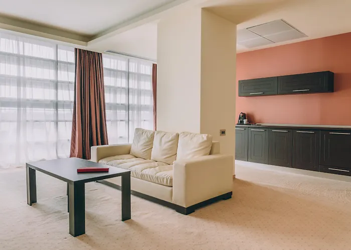 Ramada By Wyndham Hotel Constanţa