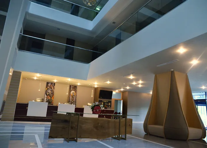 Ramada By Wyndham 酒店 4*