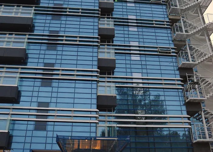 Ramada By Wyndham 4*